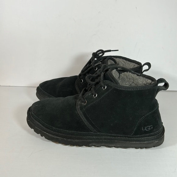 UGG Neumel Boots - Picture 2 of 15